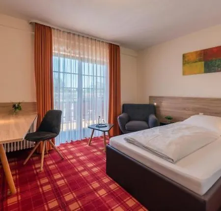 Hotell Danner'S Hotel Loewen Marschalkenzimmern